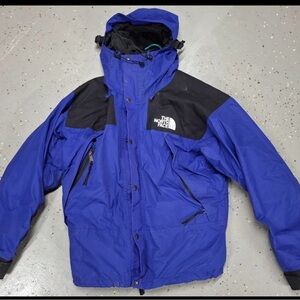 The North Face Men's Vibrant Blue and Black Ski Jacket